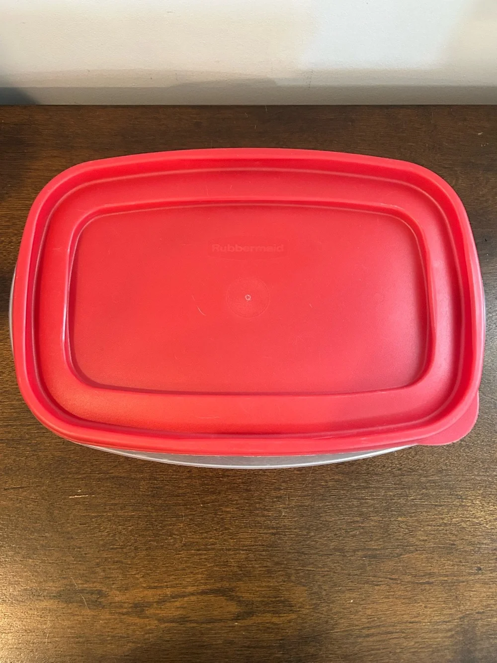 Rubbermaid Red Rectangle 5.5 cup 1.3 liter Storage Container Red Lid Sheer Base.